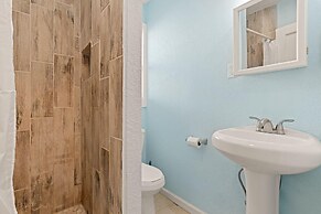 Oceanside Court by Kees Vacations