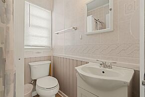 Oceanside Court by Kees Vacations