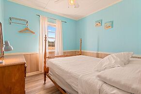 Oceanside Court by Kees Vacations