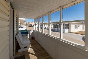 Oceanside Court by Kees Vacations