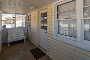 Oceanside Court by Kees Vacations