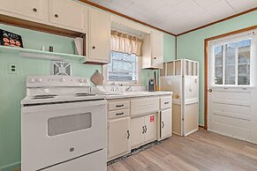 Oceanside Court by Kees Vacations