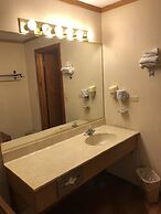 Du Wayne Motel