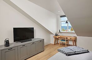 Canopy by Hilton Reykjavik City Centre