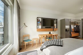 Canopy by Hilton Reykjavik City Centre