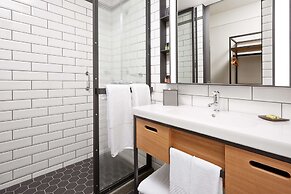 Canopy by Hilton Reykjavik City Centre