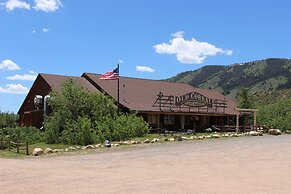 Old Corral Hotel & Steakhouse
