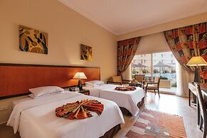 AMC Royal Hotel & Spa