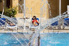 AMC Royal Hotel & Spa