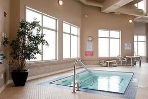 Paradise Inn & Suites Valleyview