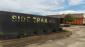 Side Trax Inn