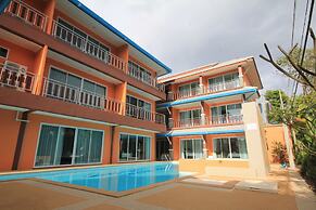 Lanta Fevrier Resort