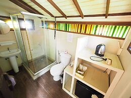 Lanta Fevrier Resort