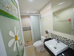 Lanta Fevrier Resort