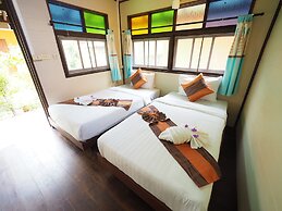 Lanta Fevrier Resort