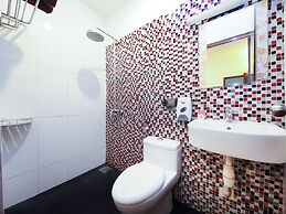 OYO 108 Golden Palace Hotel