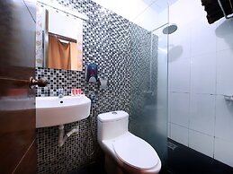 OYO 108 Golden Palace Hotel