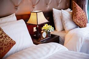 Lavender Elegance Cruise