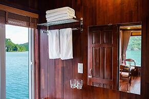 Lavender Elegance Cruise