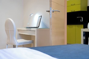 Home To Home Barcelona