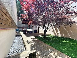 Home To Home Barcelona