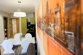 Home To Home Barcelona