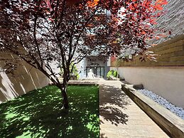 Home To Home Barcelona