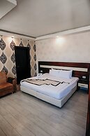 AZD House Hotel