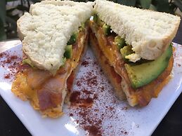 In the Shade Hotel - Coworking - Adults Only