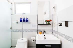 In the Shade Hotel - Coworking - Adults Only