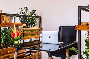 In the Shade Hotel - Coworking - Adults Only