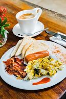 In the Shade Hotel - Coworking - Adults Only