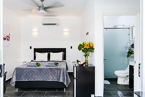 In the Shade Hotel - Coworking - Adults Only