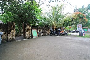 Amed Harmony Cafe and Bungalows