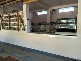 Amed Harmony Cafe and Bungalows