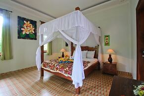 Amed Harmony Cafe and Bungalows