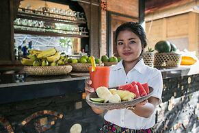 Amed Harmony Cafe and Bungalows