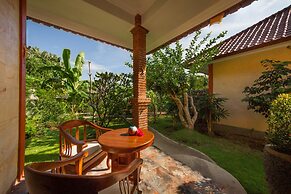 Amed Harmony Cafe and Bungalows