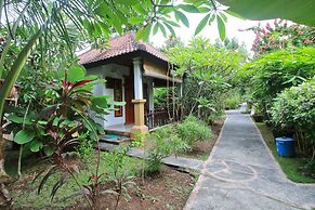 Amed Harmony Cafe and Bungalows