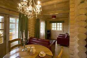 BCC Loch Ness Log Cabins