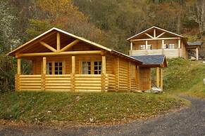 BCC Loch Ness Log Cabins