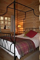 BCC Loch Ness Log Cabins