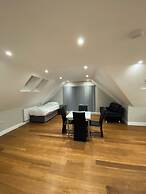 Buckingham Apartment