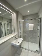 Buckingham Apartment