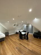 Buckingham Apartment