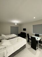 Buckingham Apartment