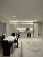 Buckingham Apartment