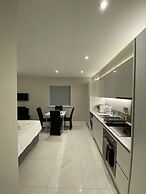 Buckingham Apartment