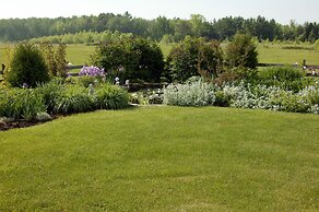 Chanticleer Guest House