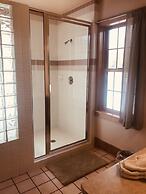 Chanticleer Guest House